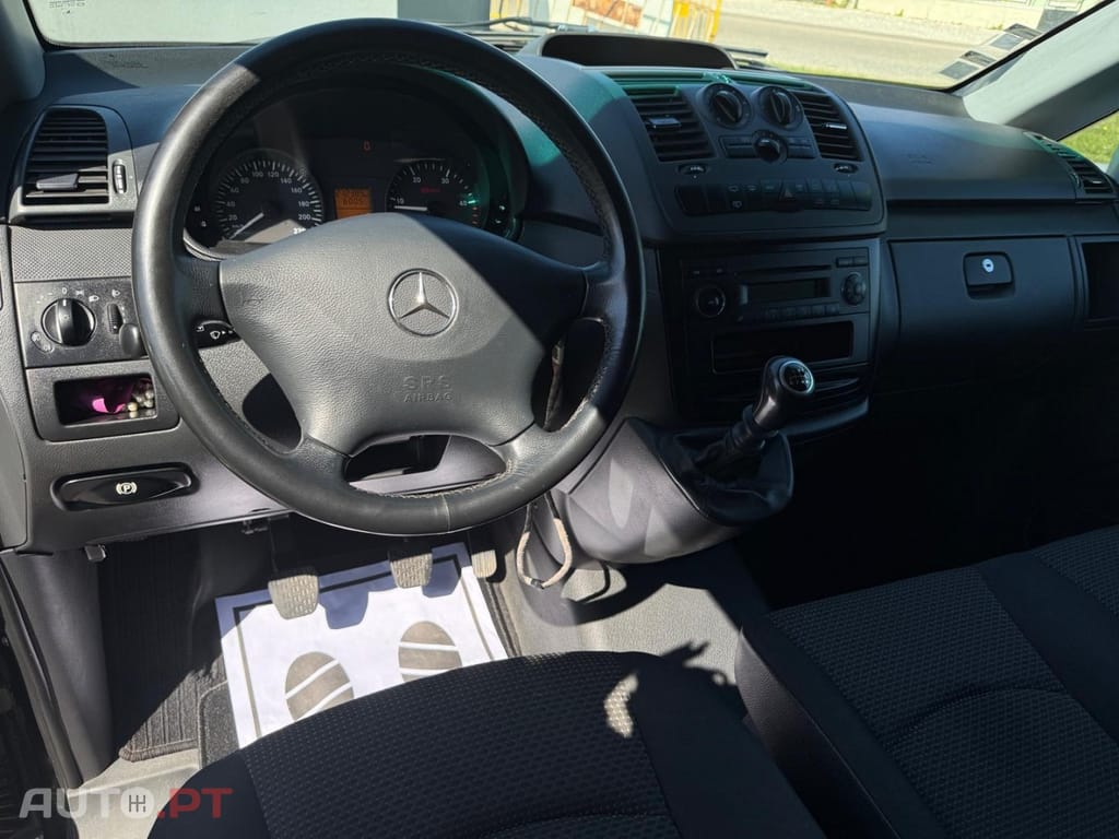 Mercedes-Benz Vito Extra-Longa SHUTTLE