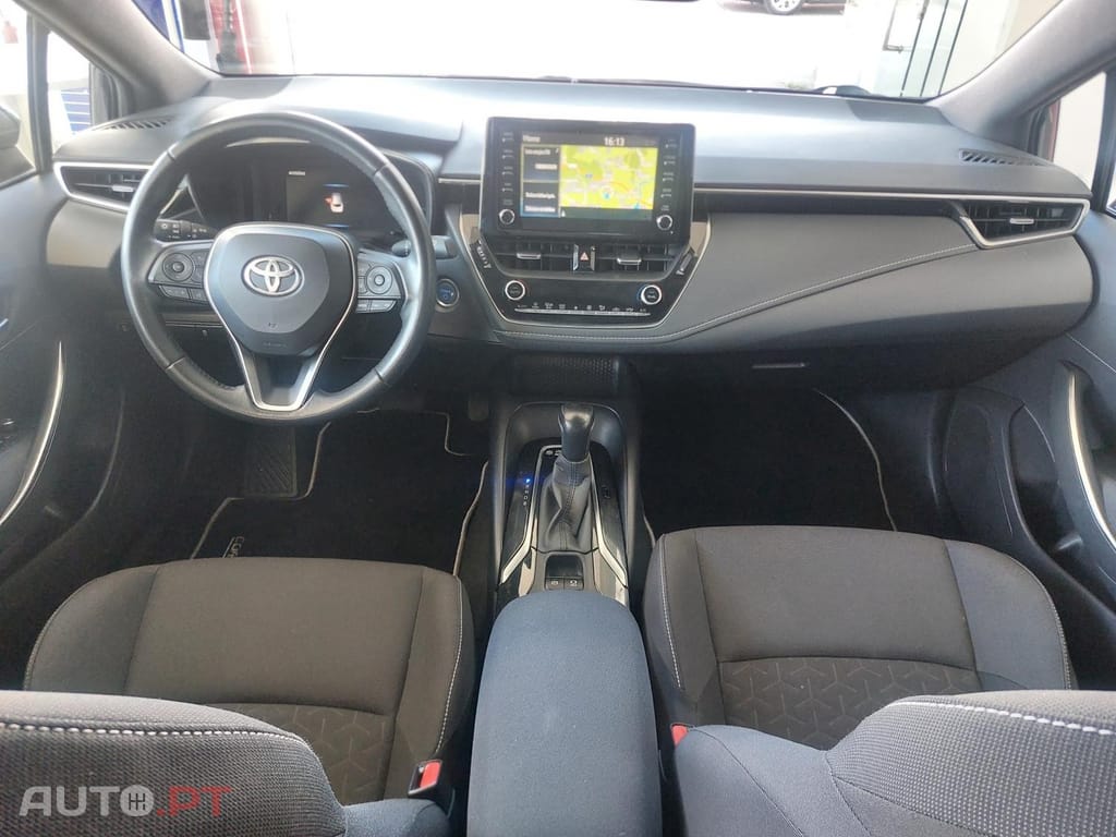 Toyota Corolla 1.8 Hybrid Comfort — fotografia 52