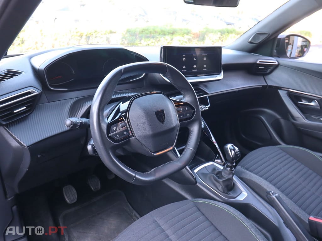 Peugeot 2008 1.2 PureTech Active