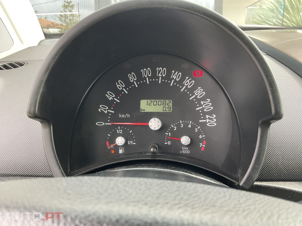 Volkswagen New Beetle 1.6