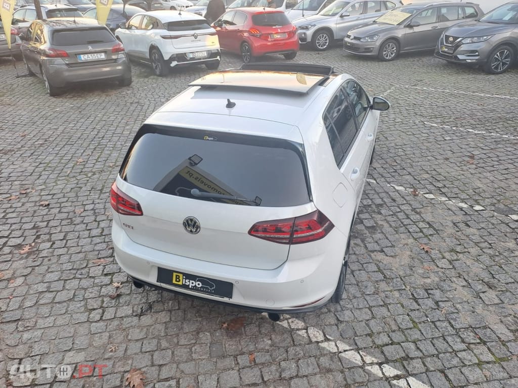 Volkswagen Golf 2.0 TSi GTi DSG Performance