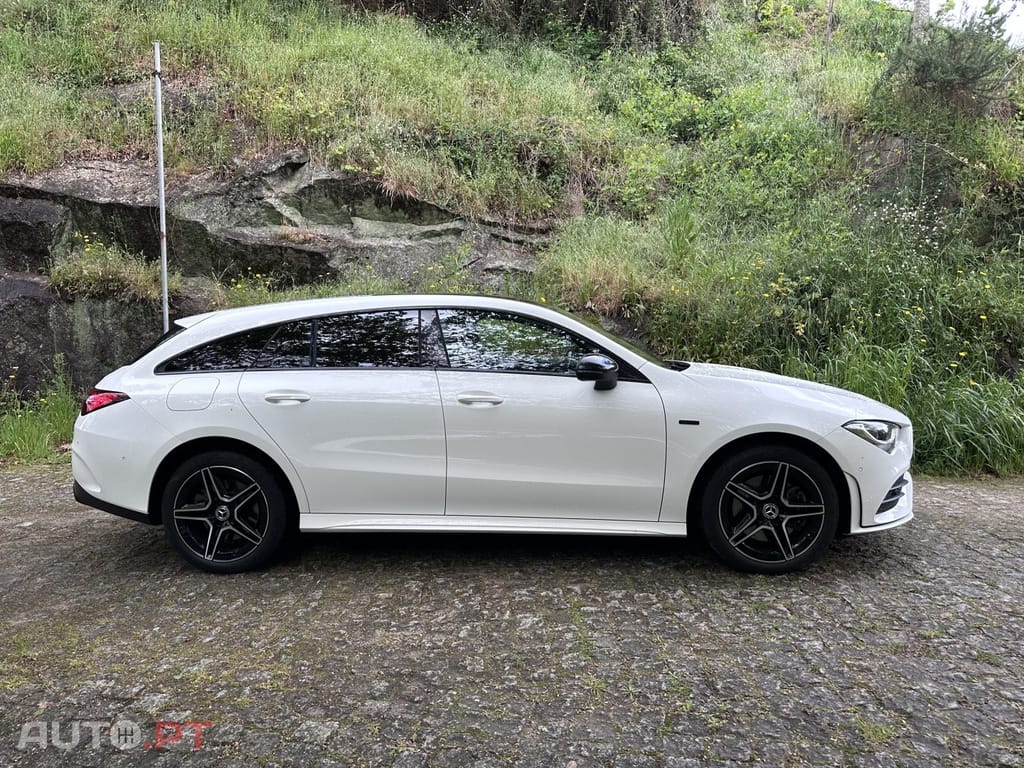Mercedes-Benz CLA 250 e Shooting Brake AMG Line