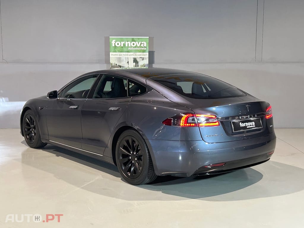 Tesla Model S 75D
