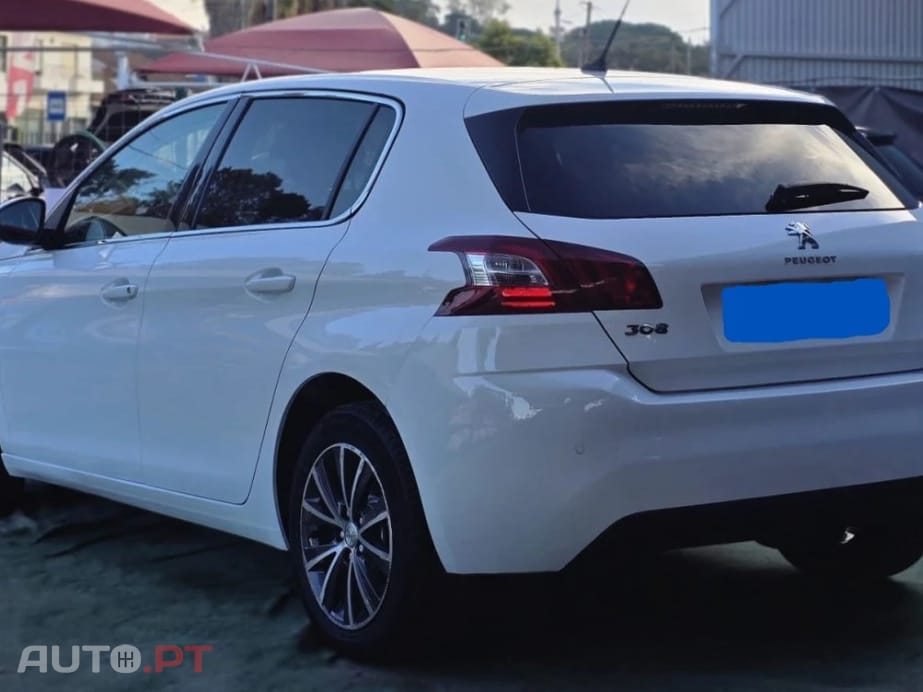 Peugeot 308 1.6 BlueHDi Allure