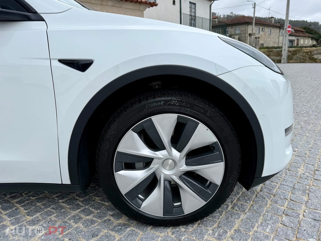 Tesla Model Y Tração Traseira