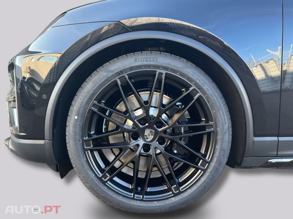 Porsche Macan I.V.A DEDUTIVEL Turbo 