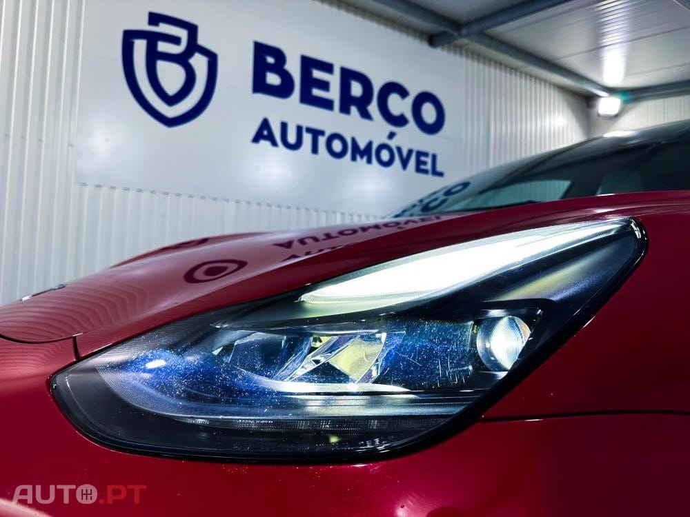 Tesla Model 3 Long Range AWD Dual Motor