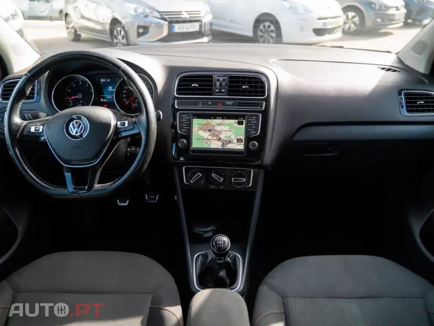Volkswagen Polo 1.0 Confortline
