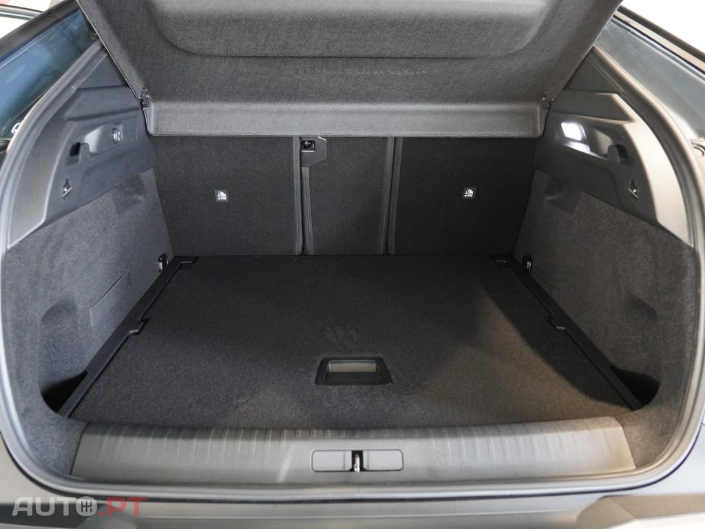 Peugeot 3008 1.2 Hybrid Allure e-DCS6