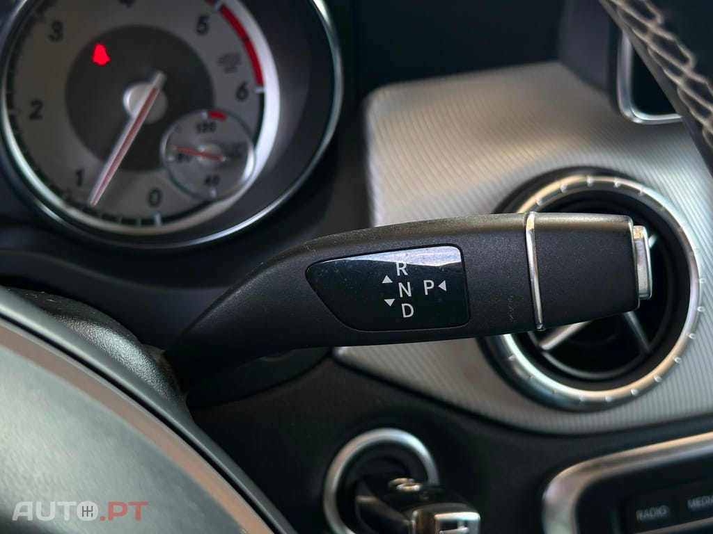 Mercedes-Benz CLA 220 (CDI) d 7G-DCT AMG Line