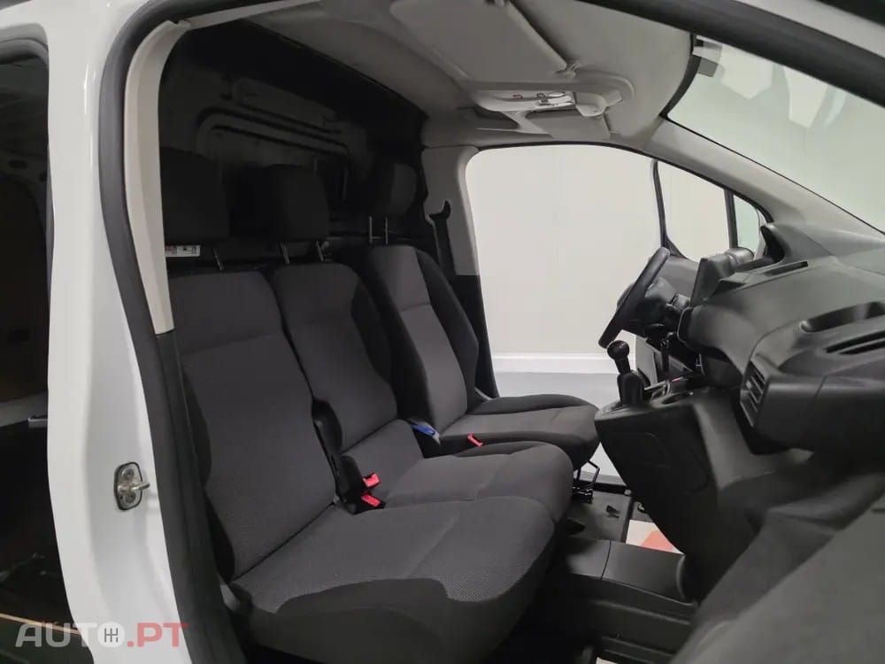 Peugeot Partner 1.5 BLUEHDI LONGA IVA DEDUTIVEL