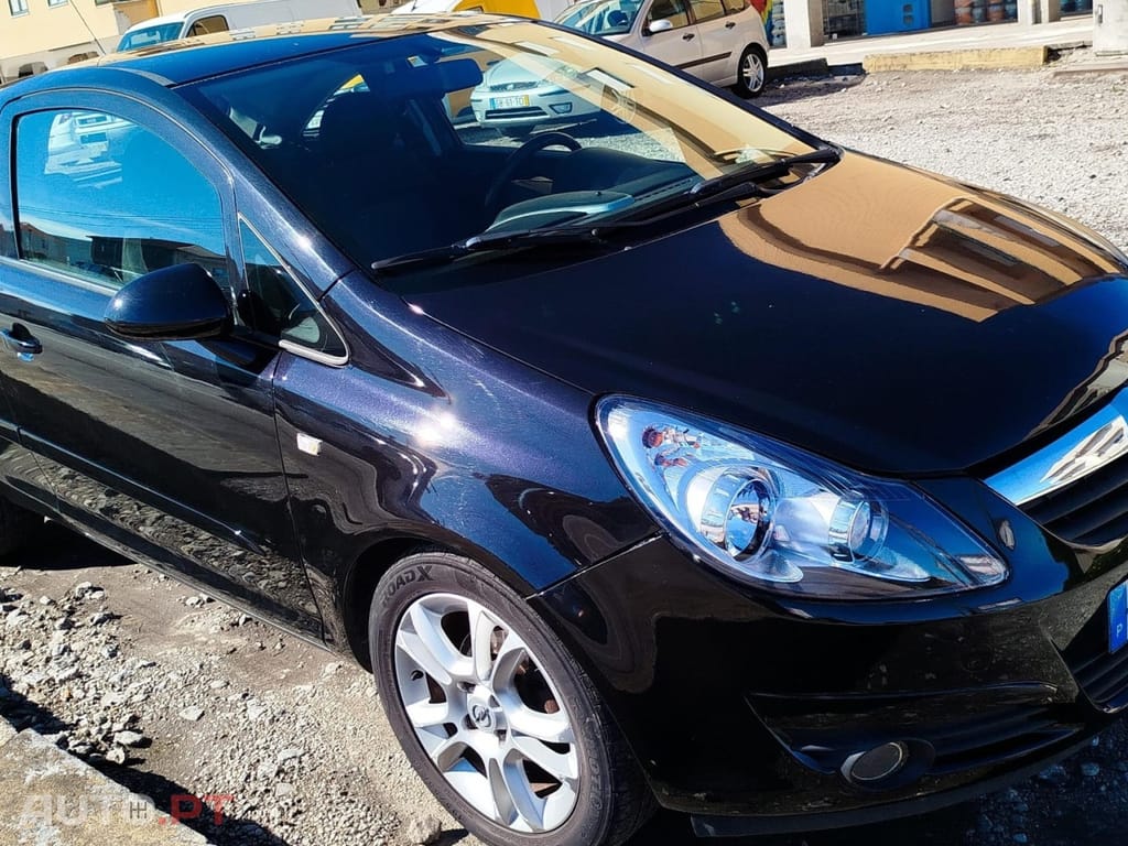 Opel Corsa 1.2 Black Edition