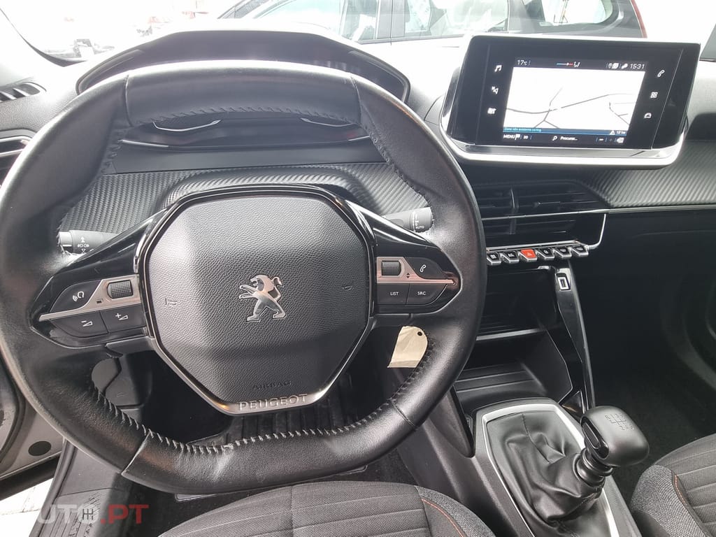 Peugeot 2008 1.2 PureTech Active Pack