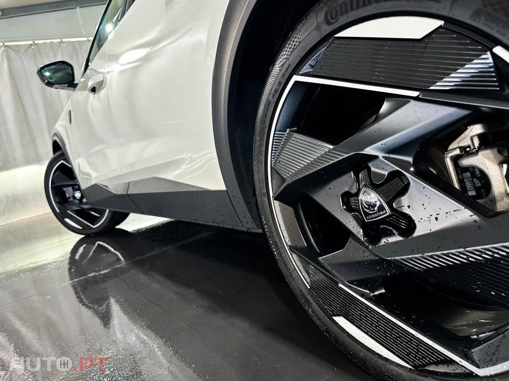 Peugeot 408 1.6 Hybrid GT e-EAT8