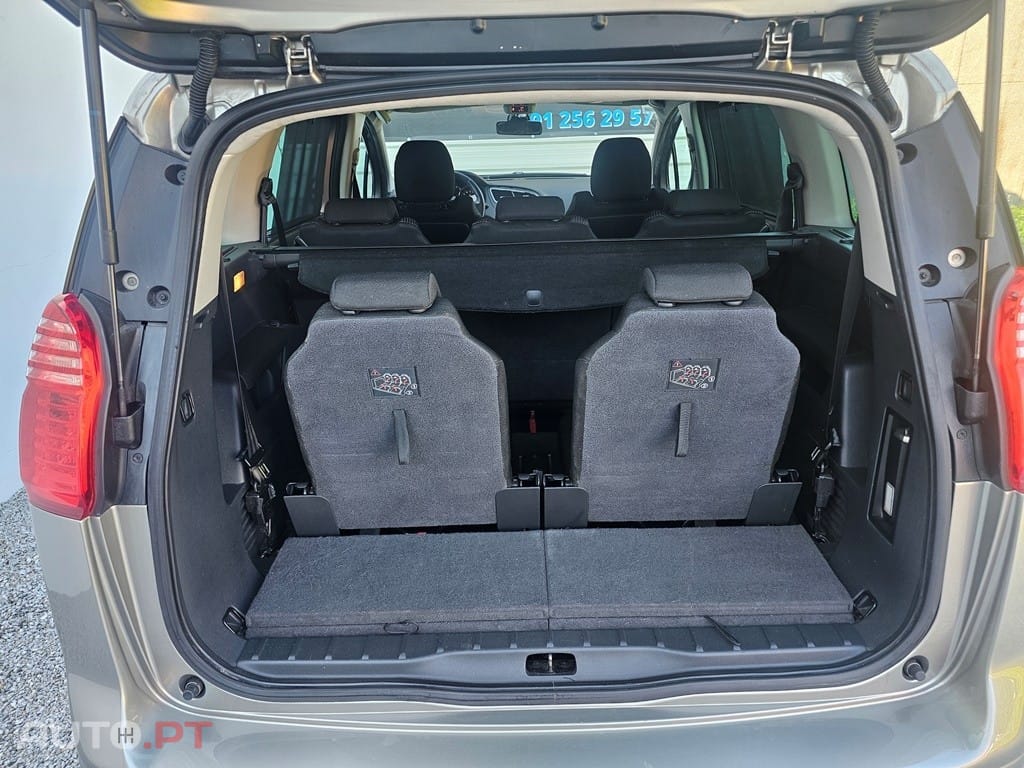 Peugeot 5008 1.6 HDi Premium