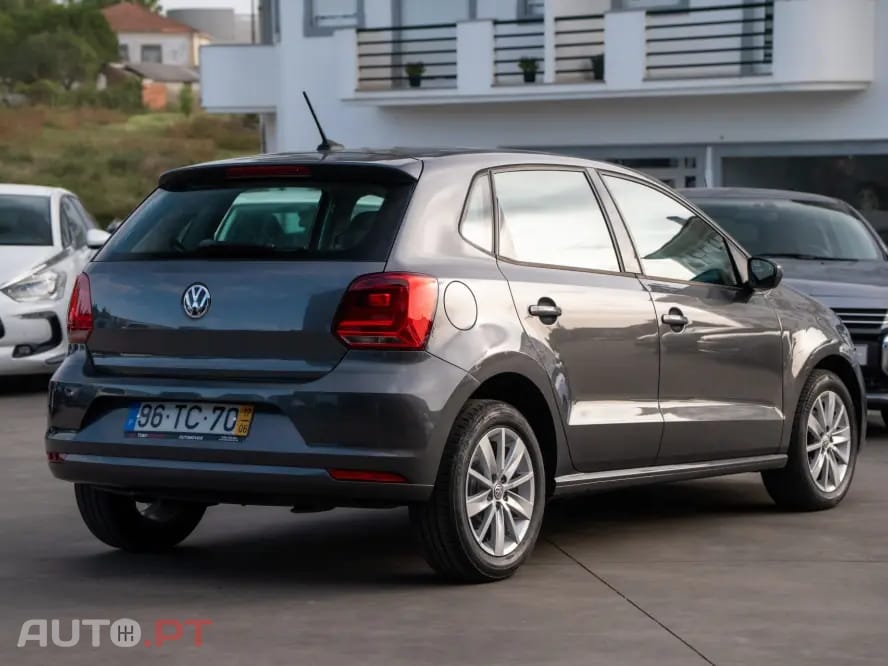 Volkswagen Polo 1.0 Confortline