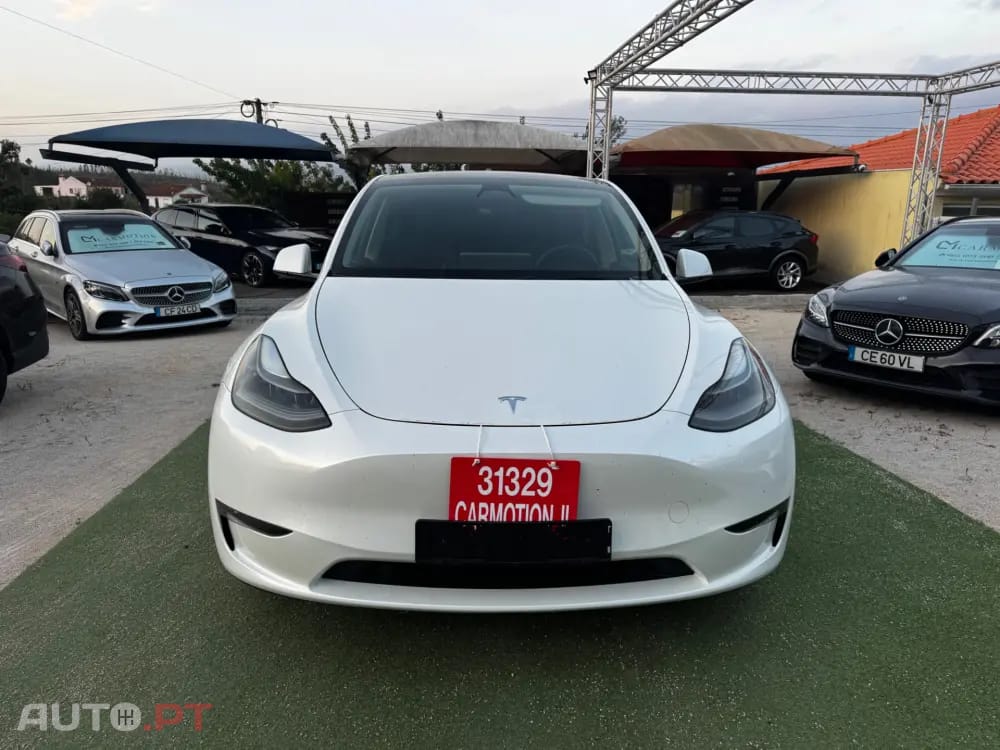 Tesla Model Y Long Range Dual Motor AWD