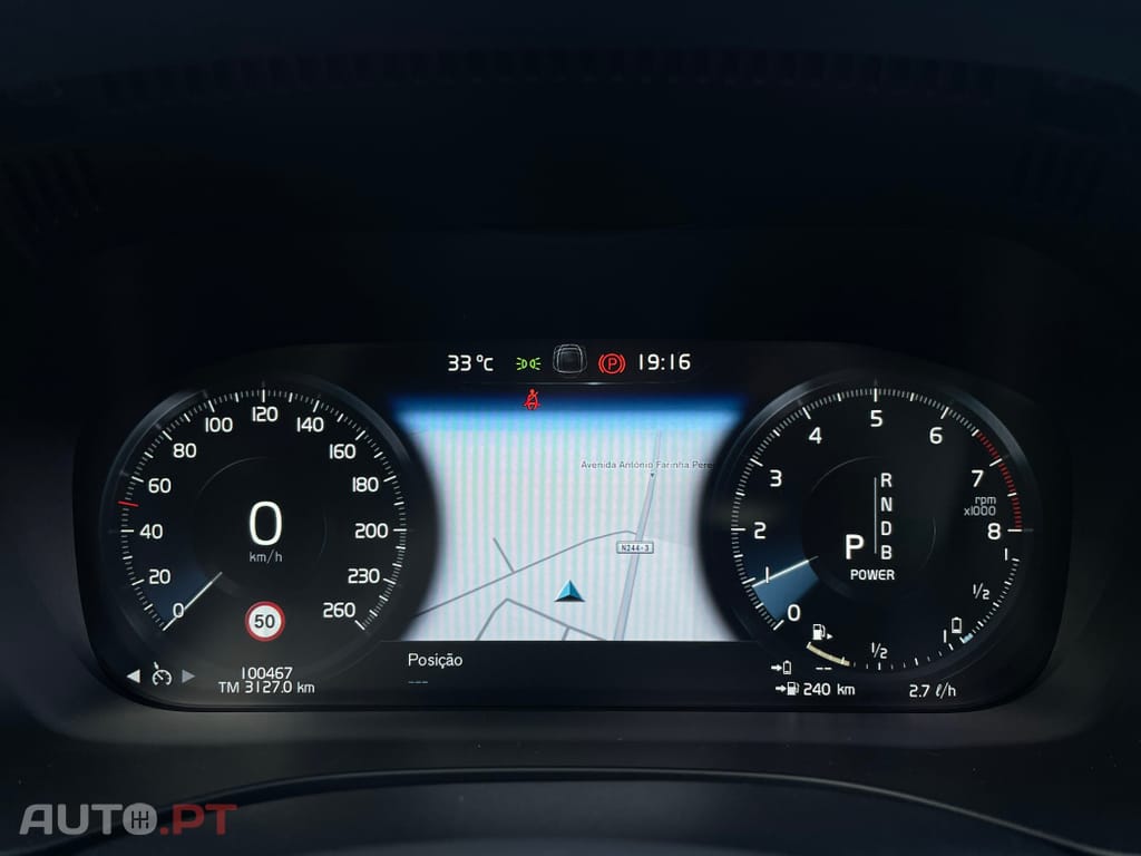 Volvo XC60 2.0 T8 PHEV R-Design AWD
