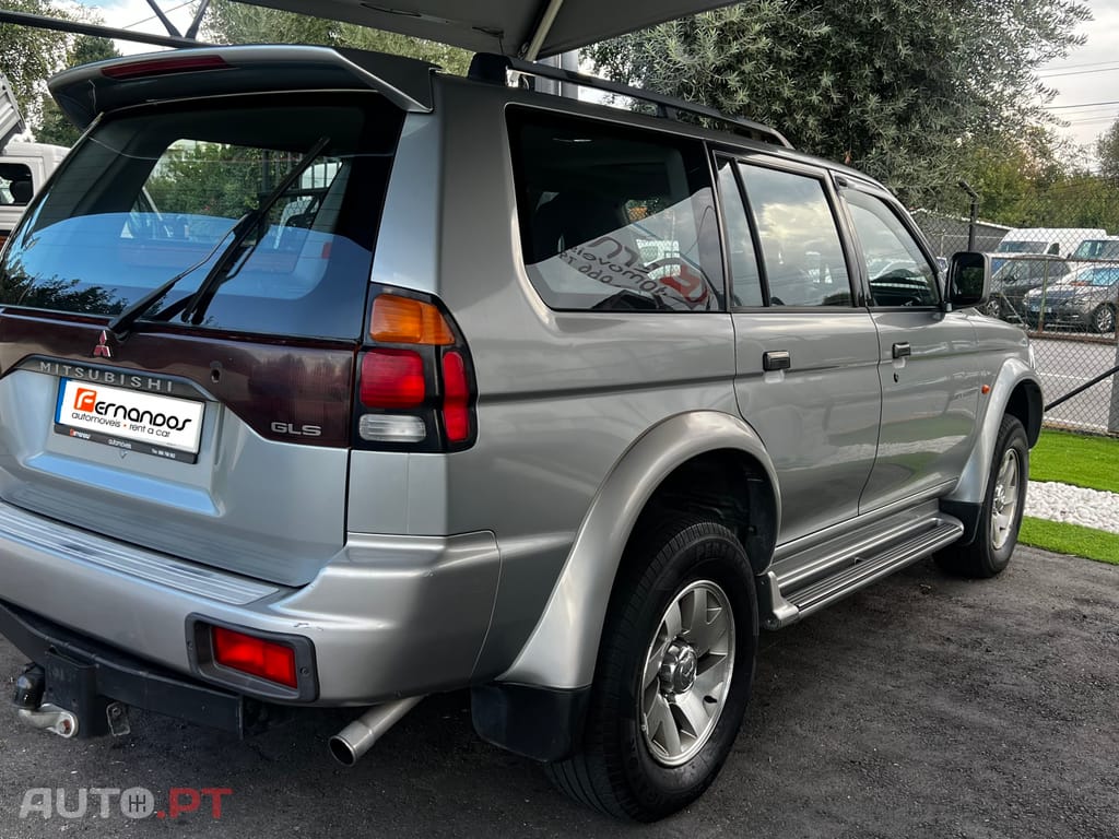 Mitsubishi Pajero Sport 2.5 GLS