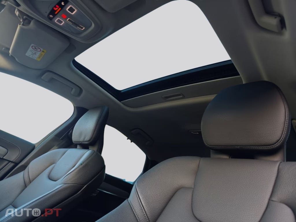 Volvo S90 T8 Plus Dark 