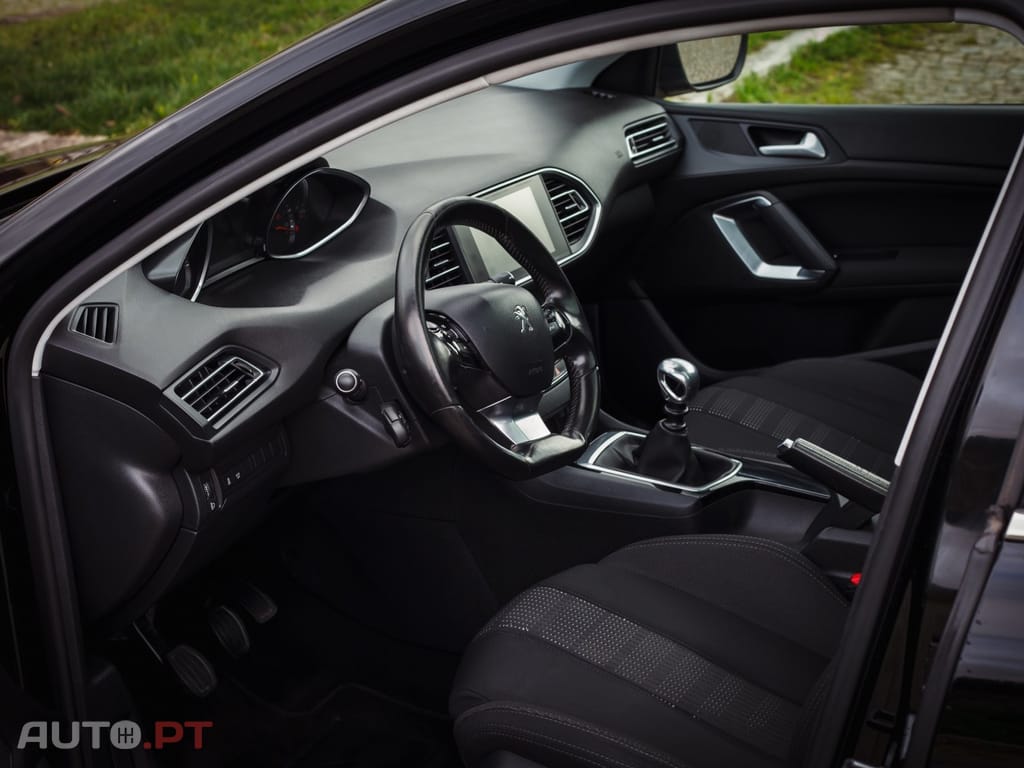 Peugeot 308 SW 1.6 BlueHDi Active