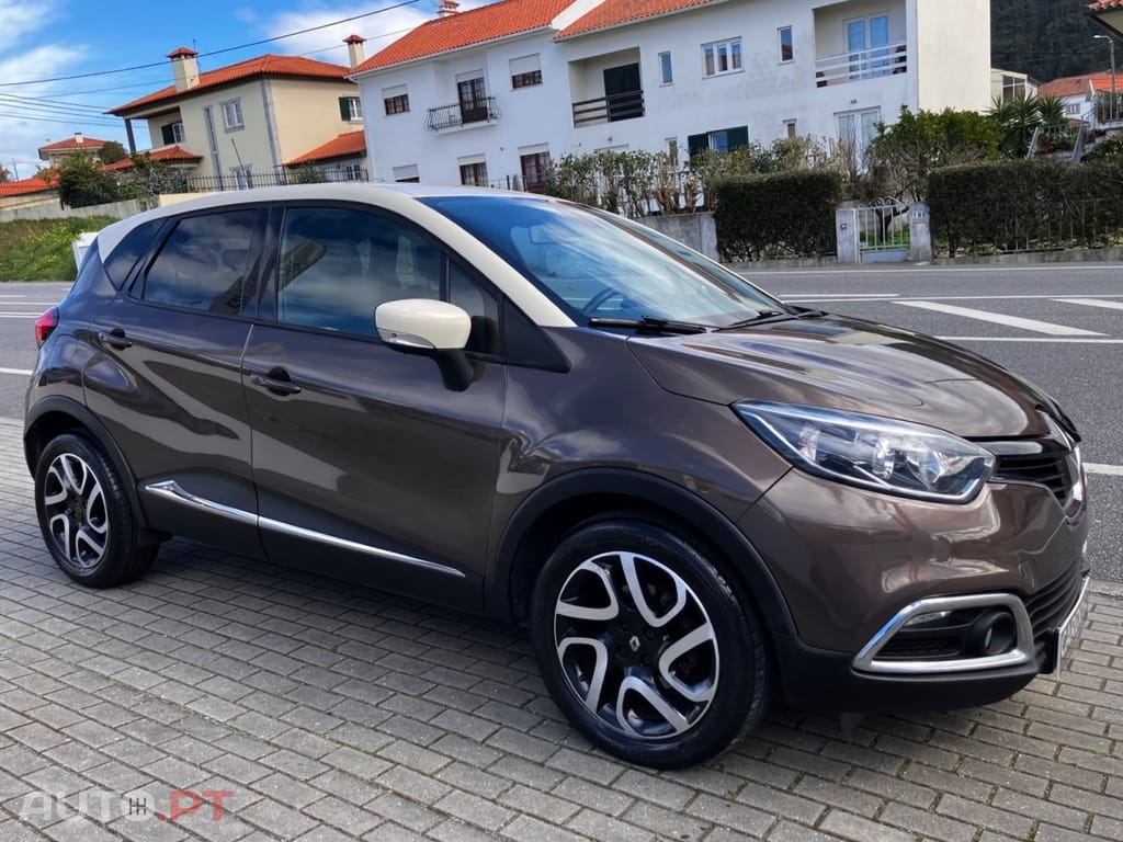 Renault Captur 1.2 TCe Exclusive EDC