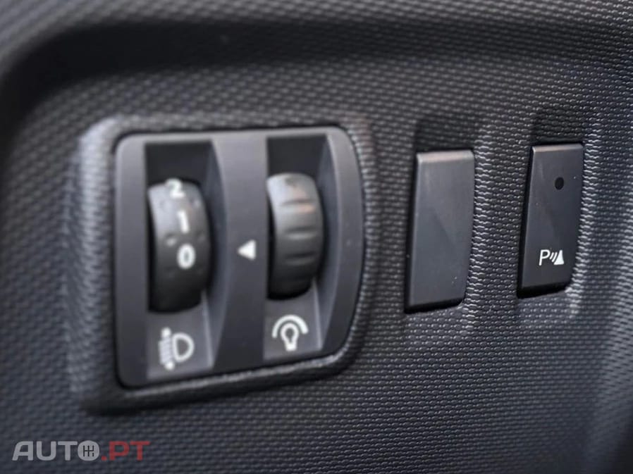 Renault Captur 1.2 TCE INTENS (EDC)