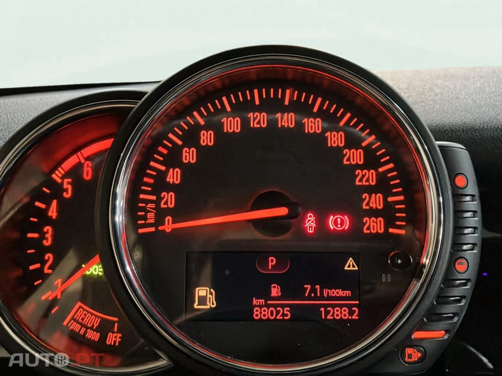 MINI Cabrio Cooper SD Auto Desportiva