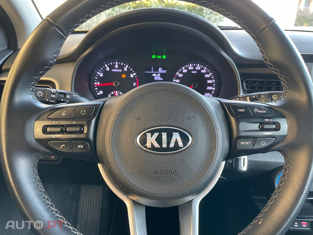 Kia Stonic 1.0 T-GDI Drive