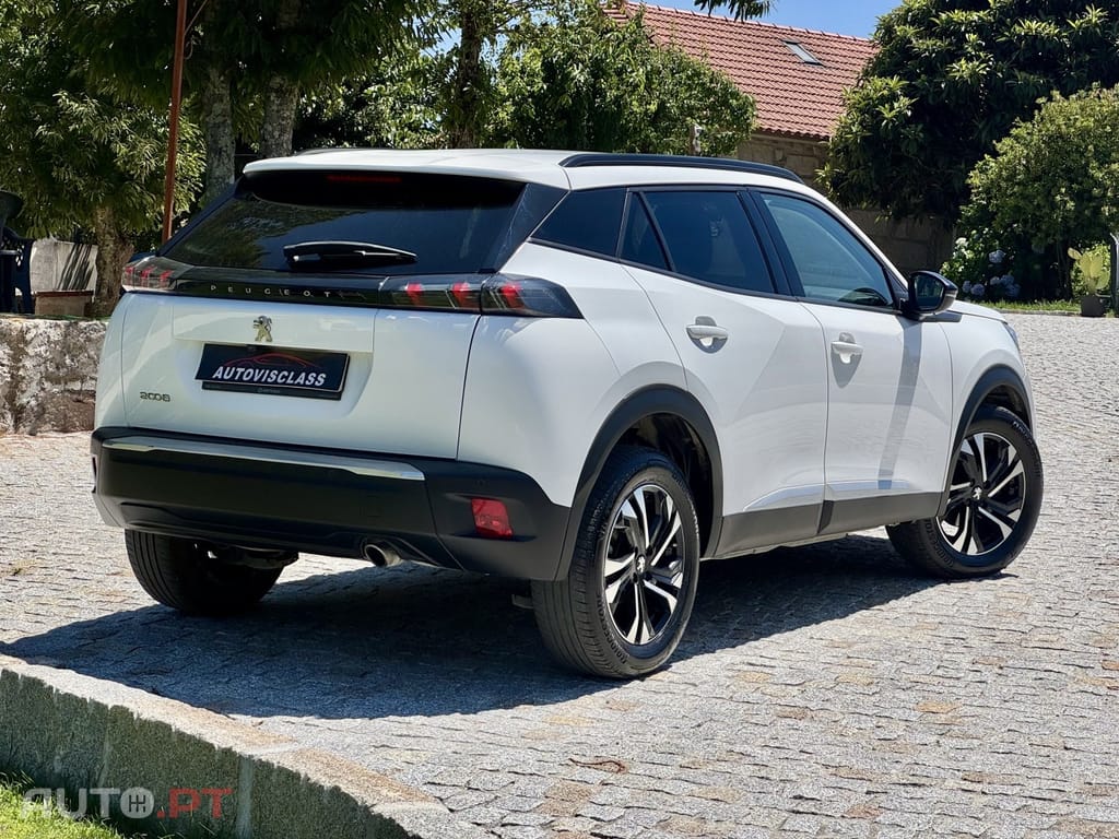Peugeot 2008 1.5 BlueHDi Allure Pack