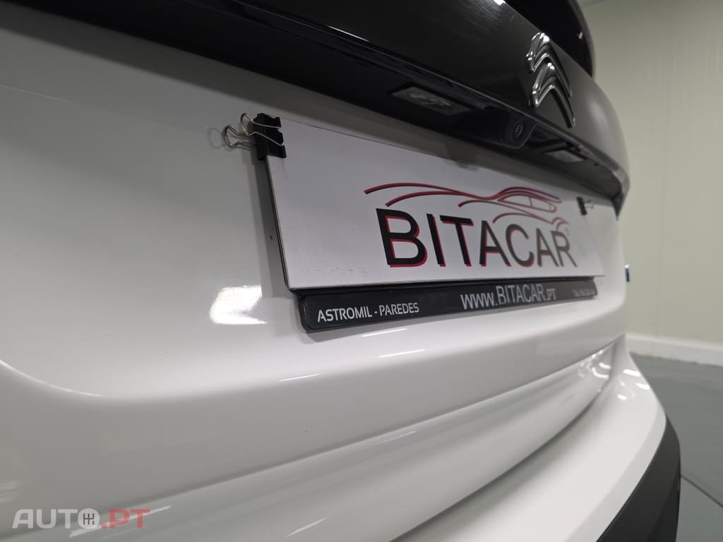 Citroën e-C4 50 kWh Shine — fotografia 63