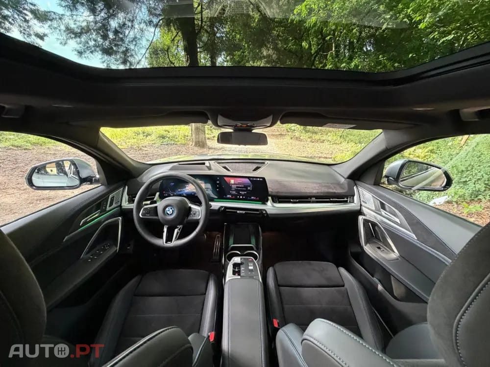 BMW iX2 xDrive30 Pack Desportivo M Pro