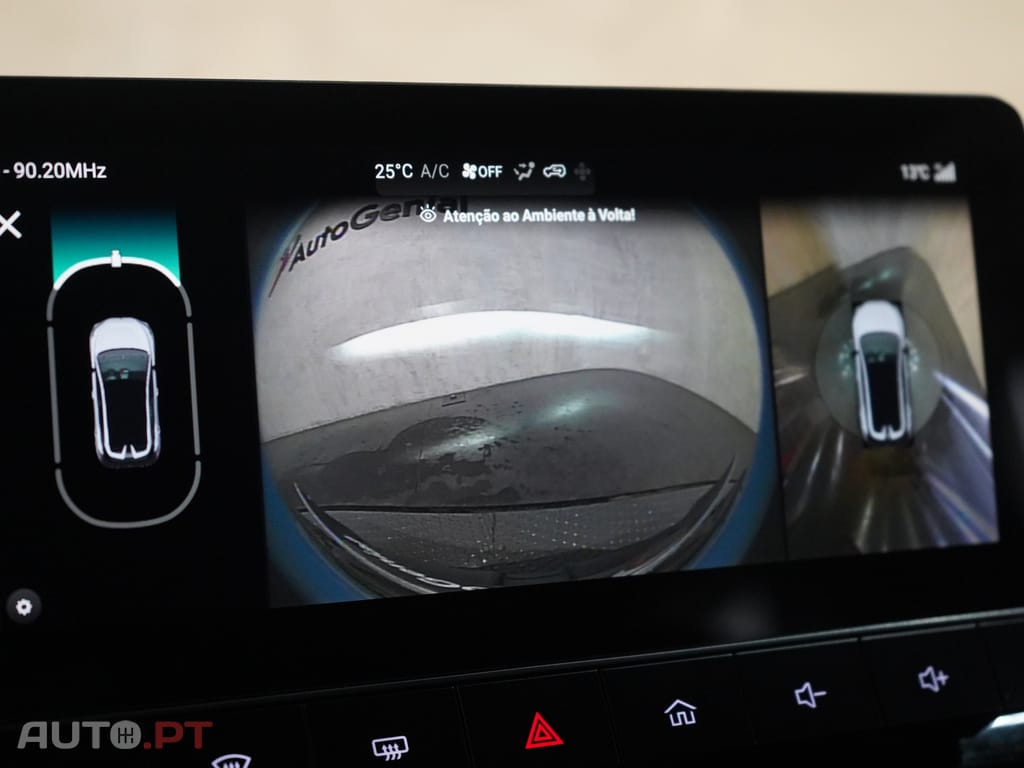 MG MG4 64 kWh Luxury