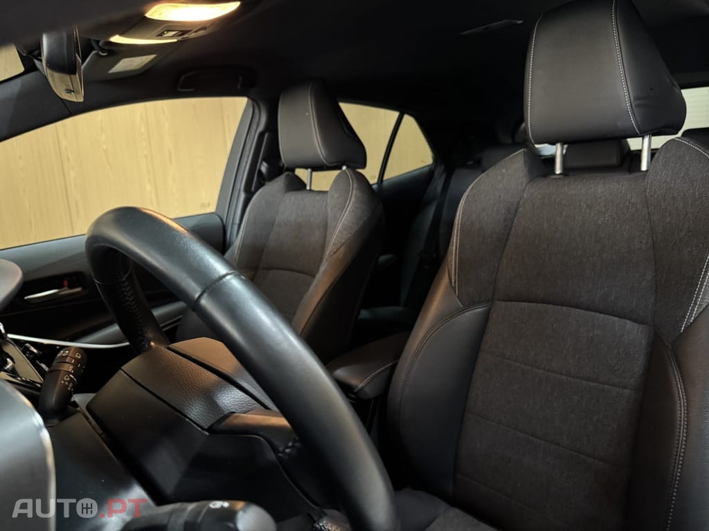 Toyota Corolla 1.8 Hybrid Comfort+P.Sport