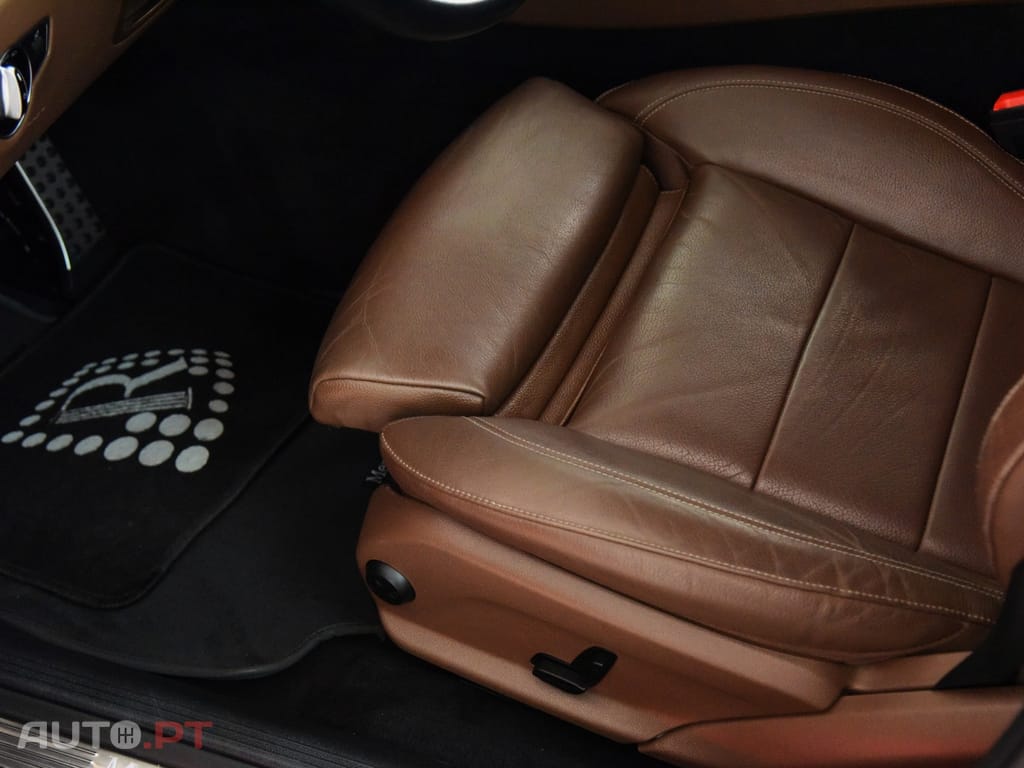 Mercedes-Benz E 300 de Avantgarde