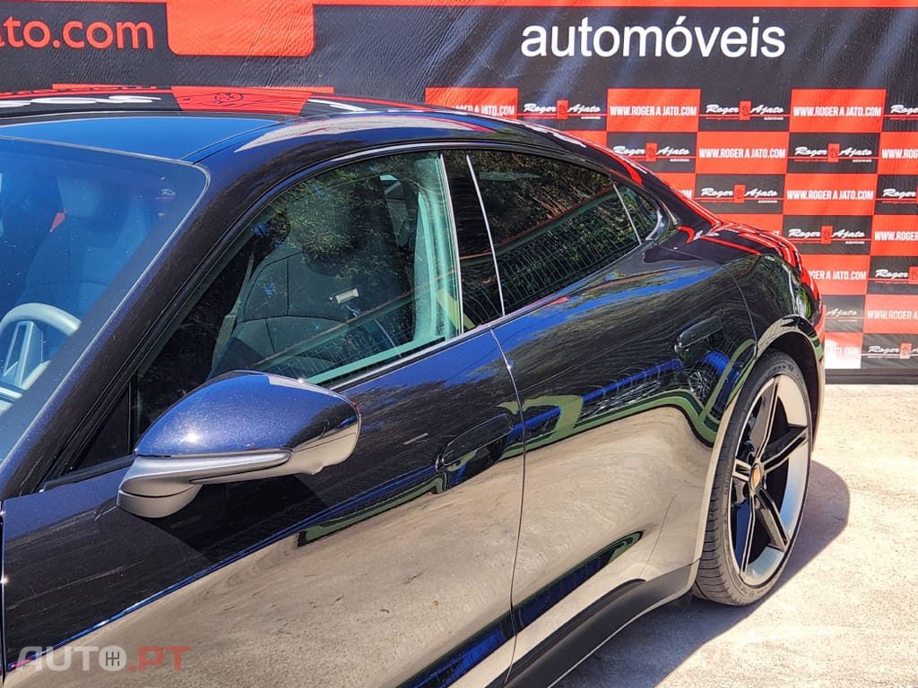 Porsche Taycan 4S bateria Performance Plus