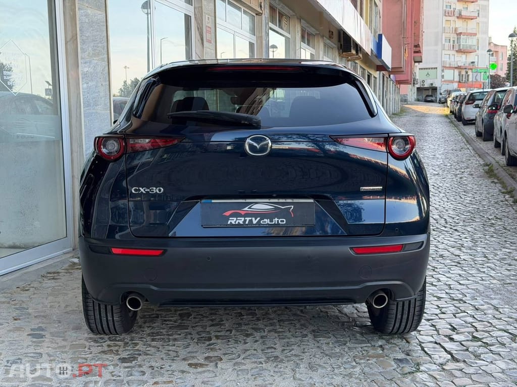 Mazda CX-30 2.0 e-Skyactiv-G Exclusive-line