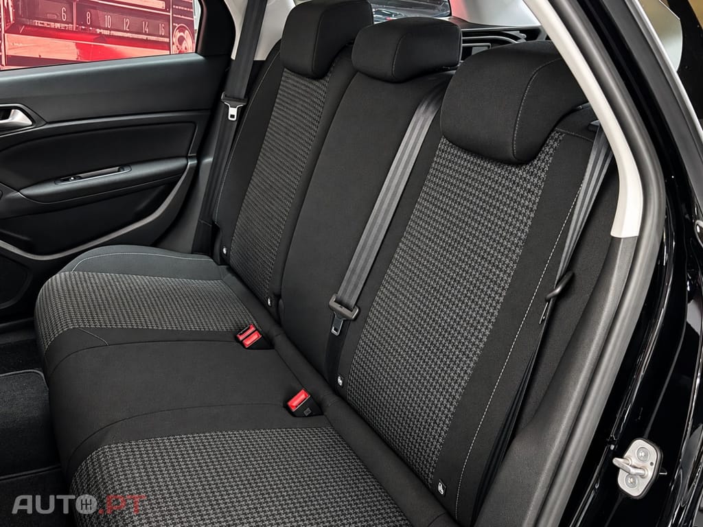 Peugeot 308 SW 1.2 PureTech Active