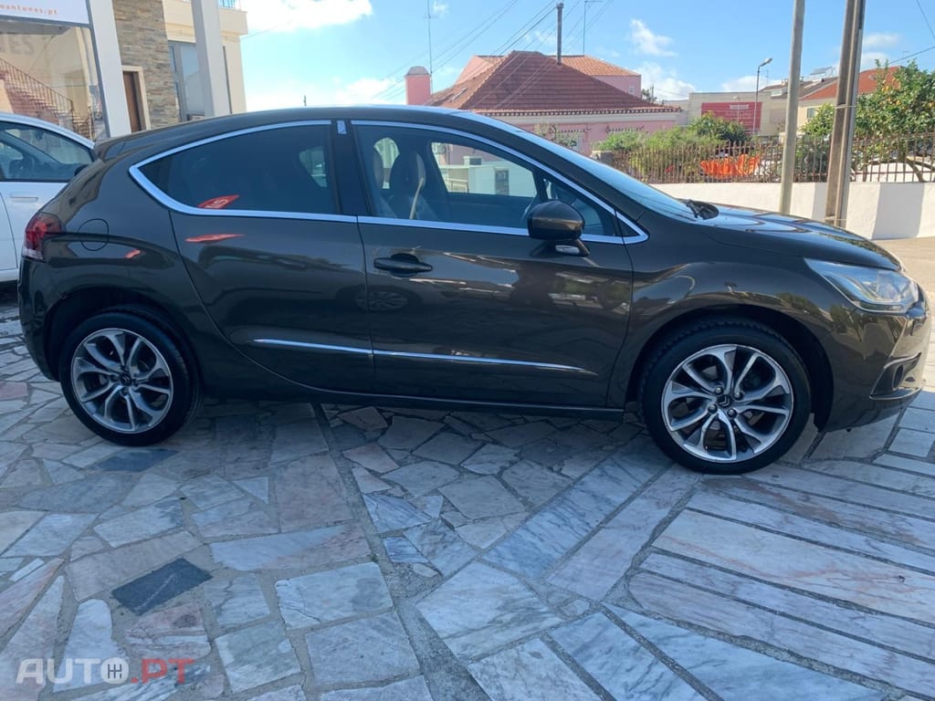 Citroen DS4 1.6 e-HDi So Chic CMP6
