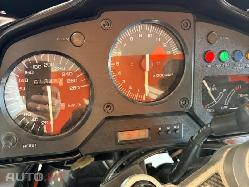 Honda VFR 750 F
