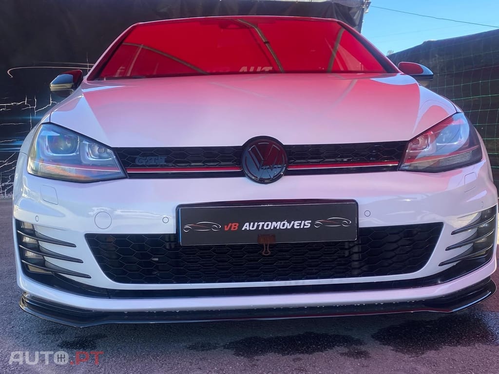 Volkswagen Golf 2.0 TSi GTi DSG Performance