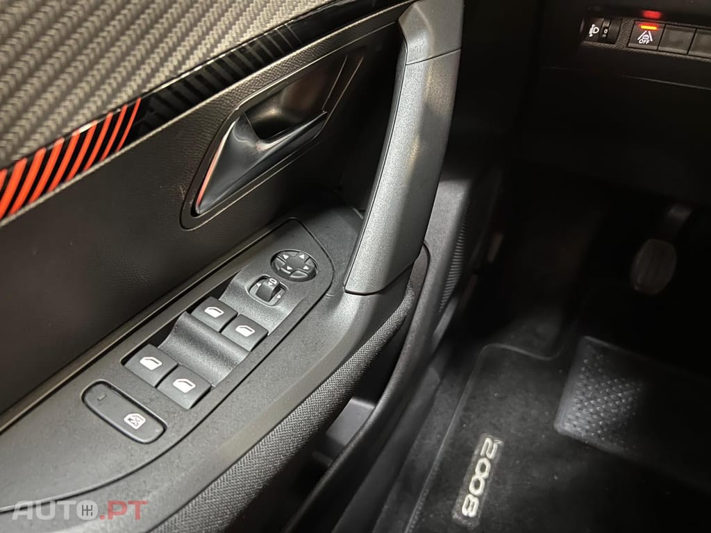 Peugeot 2008 1.2 PureTech 100cv Allure Pack