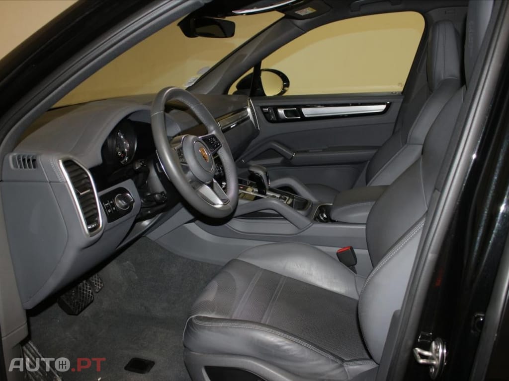 Porsche Cayenne E-Hybrid Platinum Edition