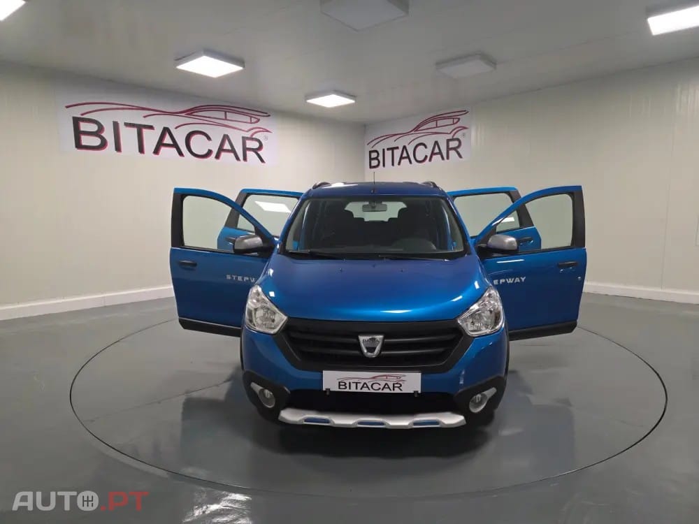 Dacia Lodgy 1.5 dCi Stepway 7L