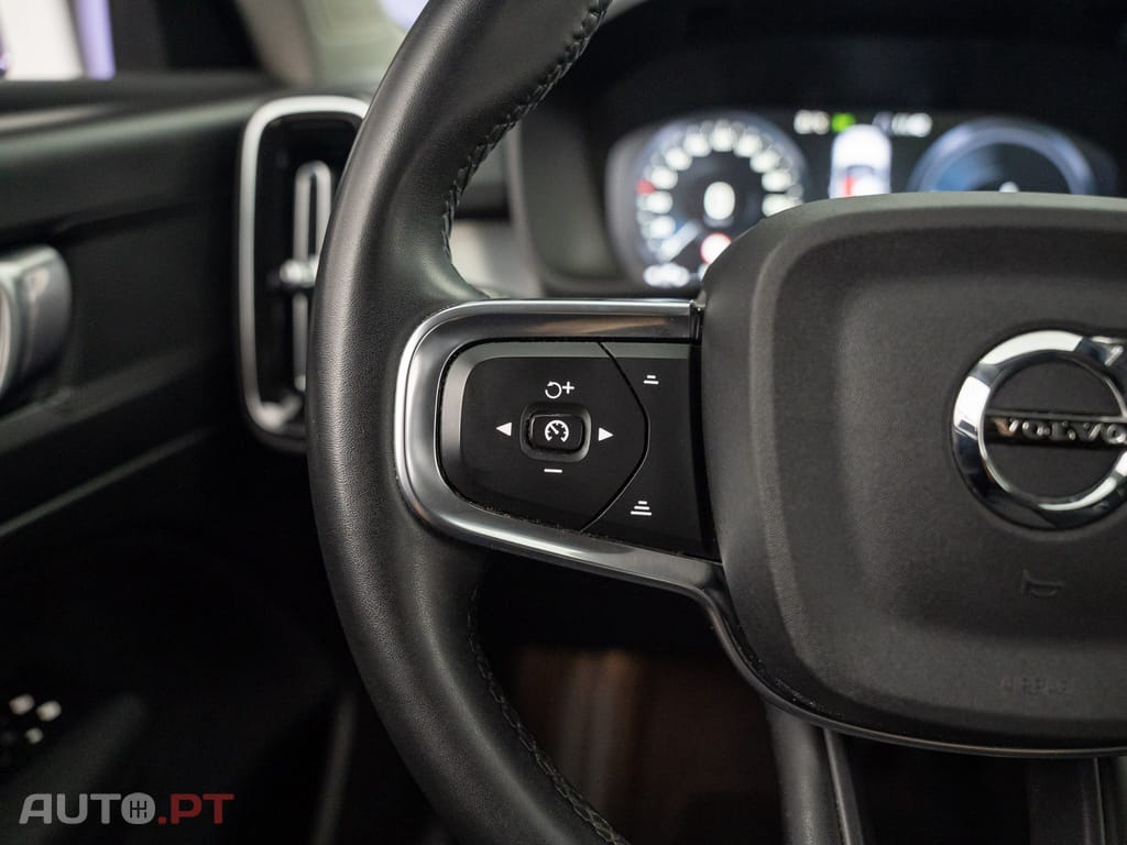 Volvo XC40 1.5 T5 PHEV Inscription Expression