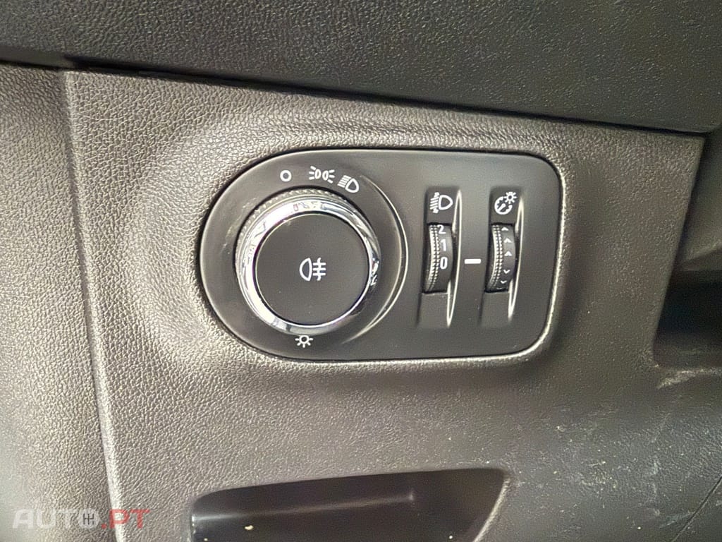 Opel Corsa Outro