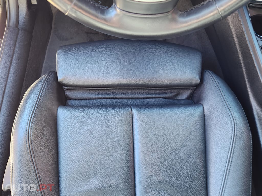 BMW 318 d Touring Line Luxury Purity