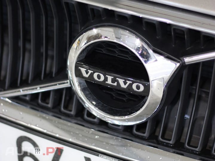 Volvo V60 2.0 D3 Momentum Geartronic