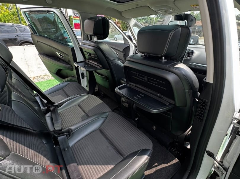 Renault Grand Scénic ENERGY dCi 130 BOSE EDITION
