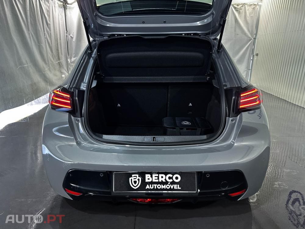 Peugeot E-208 51 kWh GT